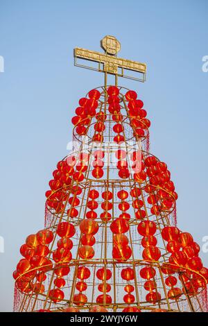 Kambodscha, Phnom Penh, Chamkar Mon Viertel, Dekoration für das chinesische Neujahr im Hun Sen Park am Preah Suramarit Boulevard Stockfoto