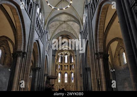 Schweiz, Kanton Genf, Genf, Rue Guillaume-Farel, Kathedrale Saint Pierre, Nave Stockfoto