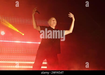 Underworld Auftritt im Alexandra Palace LONDON, ENGLAND - APRIL 06: Karl Hyde of Underworld Auftritt im Alexandra Palace am 6. April 2024 in London. CAP/MAR MAR/Großbritannien UK Copyright: XMartinxHarris/CapitalxPicturesx Stockfoto