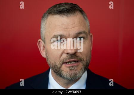 Bratislava, Slowakei. April 2024. Am 7. April 2024 wurde der slowakische Präsident Peter Pellegrini vor einem Studio von JOJ Television in Bratislava, Slowakei, neu gewählt. Quelle: Ondrej Deml/CTK Photo/Alamy Live News Stockfoto