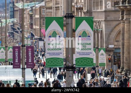 World Irish Dancing Championships Glasgow 2024, Buchanan Street, Glasgow, Schottland, Großbritannien Stockfoto