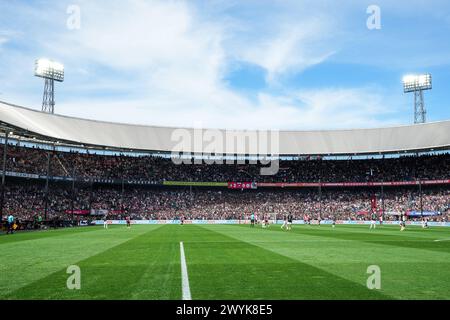 Rotterdam, Niederlande. April 2024. Rotterdam - Überblick über das Stadion während des Eredivisie-Spiels zwischen Feyenoord und Ajax im Stadion Feijenoord de Kuip am 7. April 2024 in Rotterdam, Niederlande. Credit: Box to Box Pictures/Alamy Live News Stockfoto