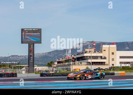 Le Castellet, Frankreich. April 2024. Le CASTELLET, Circuit Paul Ricard, Frankreich, 4-stündiges Langstreckenrennen im Rahmen des GT World Challenge Endurance Cup, der am 06 stattfand. APRIL 2024; #27, Mark Radcliffe, Ollie Millroy, Rob Bell, Optimum Motorsport Team, McLaren 720S GT3 EVO Car. Das Optimum Motorsport Team fährt im Fanatec GT World Challenge Endurance Cup, gebührenpflichtiges Bild, Foto Copyright © Geert FRANQUET/ATP Images (FRANQUET Geert /ATP/SPP) Credit: SPP Sport Pressefoto. /Alamy Live News Stockfoto