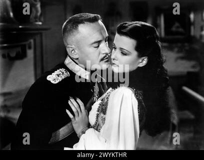 George Sanders, Joan Bennett, am Set des Films „Son of Monte Cristo“, United Artists, 1940 Stockfoto