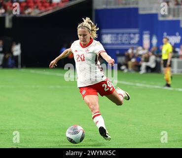 Atlanta, Georgia, USA. April 2024. Der kanadische Stürmer CLOE LACASSE (20) bewegt den Ball während des Halbfinalspiels des SheBelieves Cup 2024 zwischen Brasilien und Kanada am 6. April 2024 in Atlanta. Nach einer Unentschieden 1-1 gewann Kanada bei Elfmeterschießen (Credit Image: © Scott Coleman/ZUMA Press Wire) NUR REDAKTIONELLE VERWENDUNG! Nicht für kommerzielle ZWECKE! Stockfoto