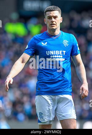 Glasgow, Großbritannien. April 2024. Tom Lawrence von den Rangers während des schottischen Premiership-Spiels im Ibrox Stadium, Glasgow. Der Bildnachweis sollte lauten: Neil Hanna/Sportimage Credit: Sportimage Ltd/Alamy Live News Stockfoto