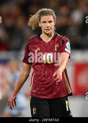 LEUVEN - Justine Vanhaevermaet aus Belgien während des Qualifikationsspiels der Frauen in der Gruppe A2 zwischen Belgien und Spanien im den Dreef Stadium am 5. April 2024 in Leuven, Belgien. ANP | Hollandse Hoogte | GERRIT VAN COLOGNE Stockfoto