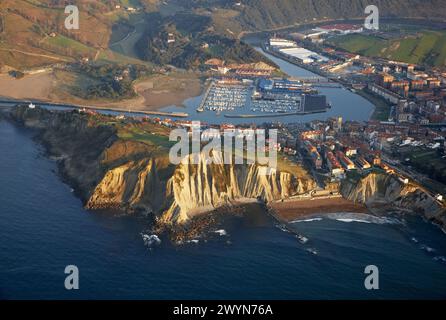 Flysch, Zumaia, Gipuzkoa, Baskenland, Spanien. Stockfoto