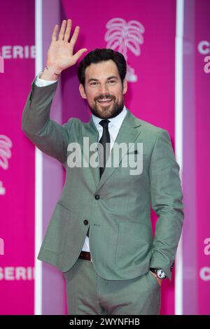 Cannes, Frankreich. April 2024. Giacomo Gianniotti besuchte das 7. CannesSeries International Festival in Cannes am 7. April 2024. Foto: Aurore Marechal/ABACAPRESS.COM Credit: Abaca Press/Alamy Live News Stockfoto