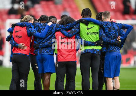 Chelsea-Spieler in einer Teamzusammenkunft während des Vorspiels vor dem Premier League-Spiel Sheffield United gegen Chelsea in der Bramall Lane, Sheffield, Großbritannien, 7. April 2024 (Foto: Craig Thomas/News Images) in, am 2024. (Foto: Craig Thomas/News Images/SIPA USA) Credit: SIPA USA/Alamy Live News Stockfoto