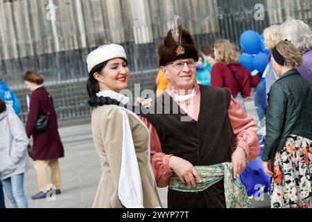 Köln, Deutschland, 07. April 2024. Köln, Deutschland, 07. April 2024. Dutzende von Menschen nehmen an der Demo unter dem Motto „DIVERSITY WINS“ Teil. Stockfoto