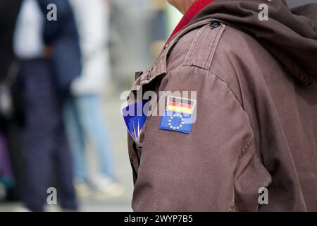 Köln, Deutschland, 07. April 2024. Köln, Deutschland, 07. April 2024. Dutzende von Menschen nehmen an der Demo unter dem Motto „DIVERSITY WINS“ Teil. Stockfoto