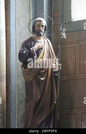 St. Joseph, Statue auf dem Altar des heiligen Isidore in der Kirche St. Elijah in Lipnik, Kroatien Stockfoto