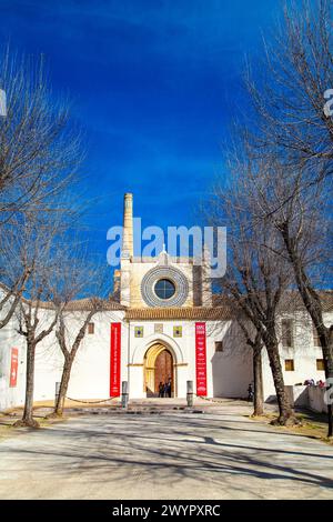 Andalusisches Museum für Zeitgenössische Kunst (Centro Andaluz de Arte Contemporáneo) in einem ehemaligen Kloster Santa Maria de las Cuevas, Sevilla, Spanien Stockfoto