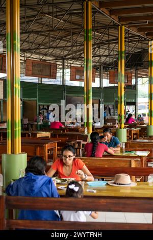 Food Hall, Cotundo, Provinz Napo, Amazonien, Ecuador Stockfoto