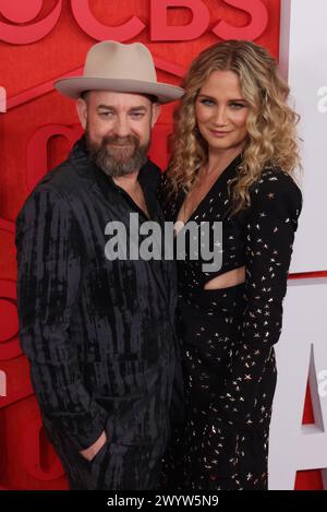 Austin, Usa . April 2024. Sugarland nimmt am 7. April 2024 an den CMT Awards in Austin, Texas, Teil. (Foto: Stephanie Tacy/SIPA USA) Credit: SIPA USA/Alamy Live News Stockfoto