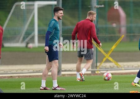 London Colney, Großbritannien. April 2024. Declan Rice of Arsenal während des Trainings der Arsenal-Mannschaft vor dem 1. Leg-Spiel der UEFA Champions League gegen Bayern München im Arsenal FC Training Centre, London Colney, England, Großbritannien am 8. April 2024 Credit: Every Second Media/Alamy Live News Stockfoto