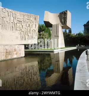 Denkmal für die Entdeckung Amerikas, von Vaquero Turcios. Jardines del Descubrimiento. Madrid. Spanien. Stockfoto