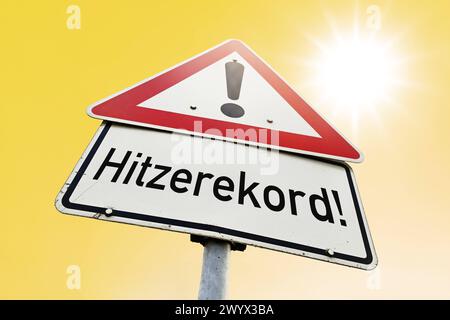 FOTOMONTAGE, Gefahrenschild Hitzerekord *** FOTOMONTAGE, HEAT Record Danger Schild Stockfoto