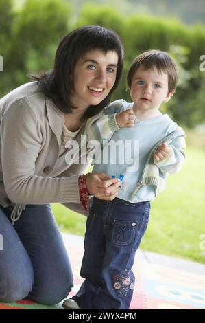 Mutter und Tochter. Gipuzkoa, Euskadi. Spanien. Stockfoto