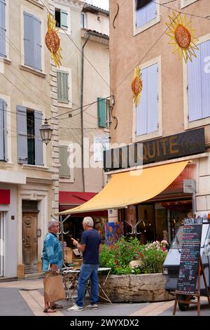 Place du Postel, Apt, Vaucluse, Provence-Alpes-Côte dAzur, Frankreich, Europa. Stockfoto