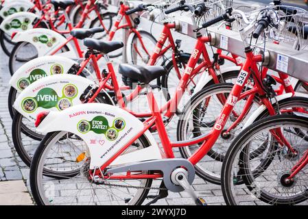 Fahrradparkplatz. Bilbao, Biskaya, Baskenland, Spanien, Europa Stockfoto