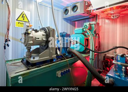 Motorenprüfstand, Automobilindustrie, Technologiezentrum, Tecnalia Research & Innovation, Derio, Bizkaia, Baskenland, Spanien. Stockfoto