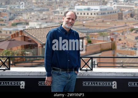 Der italienische Regisseur Luca Guadagnino nimmt am Fotoaufruf des Films Challengers im Hotel Hassler Teil. Rom (Italien), 8. April 2024 Stockfoto