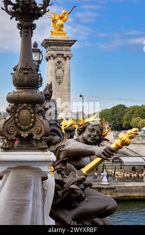 Pont Alexandre III, Sena, Paris, Frankreich. Stockfoto