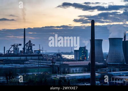 Stahlwerk, Hüttenwerke Krupp-Mannesmann, HKM Duisburg-Hüttenheim, Kokerei und 2 Hochöfen, Sinteranlage und Kraftwerk, NRW, Keim Stockfoto