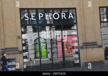 Kopenhagen/Dänemark/08 April 2024/ Sephora-Geschäft auf der komagergade in der dänischen Hauptstadt Kopenhagen (Foto: Francis Joseph Dean/Dean Pictures) Stockfoto