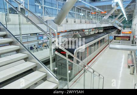 Bahnhof Ansio, Bilbao U-Bahn, entworfen vom Architekten Normal Foster. Barakaldo, Bilbao. Biskaya, Euskadi. Spanien. Stockfoto