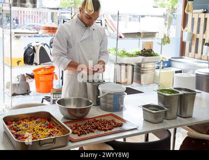 Küche, Restaurant Rita, gastronomische Tour, Donostia, San Sebastian, Gipuzkoa, Baskenland, Spanien, Europa. Stockfoto