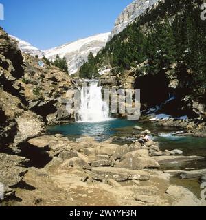 Araza Fluss. Gradas de Soaso. Parque Nacional de Ordesa. Pyrenäen. Huesca. Spanien. Stockfoto