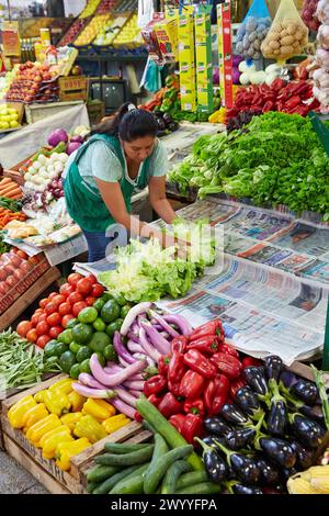 Obst- und Gemüsemarkt. Sonntagsmarkt. San Telmo. Buenos Aires. Argentinien. Stockfoto