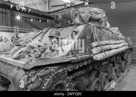 Bovington.Dorset.Vereinigtes Königreich.8. August 2023.der Sherman M4A2 Panzer aus dem Film (Fury) ist im Tank Museum in Dorset zu sehen Stockfoto