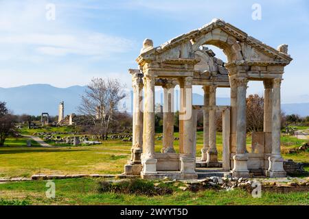 Monumentales Tor von Aphrodisias in Form von Tetrapylon, Türkei Stockfoto