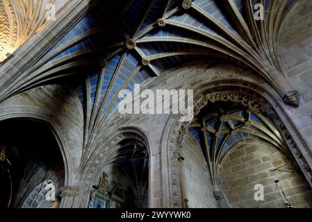 Das Innere der Basilika Santa Maria a Maior, Pontevedra, Spanien Stockfoto