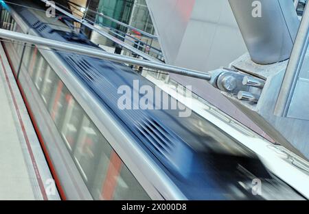 Bahnhof Ansio, Bilbao U-Bahn, entworfen vom Architekten Normal Foster. Barakaldo, Bilbao. Biskaya, Euskadi. Spanien. Stockfoto