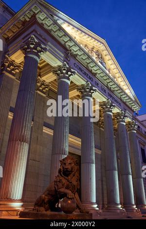 Abgeordnetenkongress, Las Cortes Square, Madrid, Spanien, Europa. Stockfoto