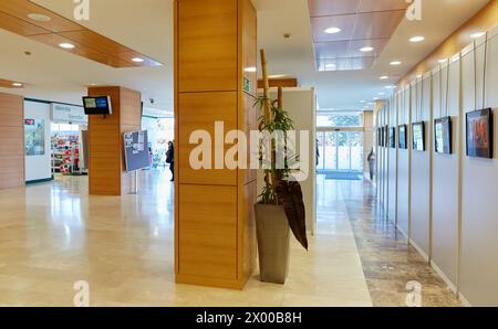 Hall, Krankenhaus Donostia, San Sebastian, Gipuzkoa, Baskenland, Spanien. Stockfoto