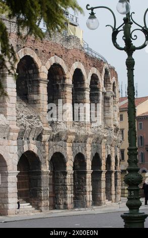 Amphitheater Römische Arena, Piazza Bra, Verona, Veneto, Italien. Stockfoto