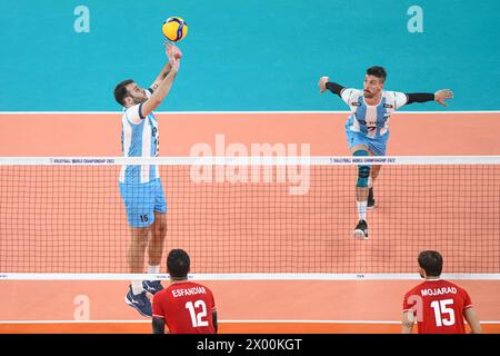 Luciano De Cecco, Facundo Conte (Argentinien). Amirhossein Esfandiar, Aliasghar Mojarad (Iran). Volleyball-Weltmeisterschaft 2022. Stockfoto