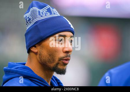 Minneapolis, Minnesota, USA. April 2024. Die Los Angeles Dodgers Shortstop MOOKIE BETTS (50) wird vor einem MLB-Spiel zwischen den Minnesota Twins und den Los Angeles Dodgers am 8. April 2024 im Target Field in Minneapolis aufgeheizt. (Kreditbild: © Steven Garcia/ZUMA Press Wire) NUR REDAKTIONELLE VERWENDUNG! Nicht für kommerzielle ZWECKE! Stockfoto