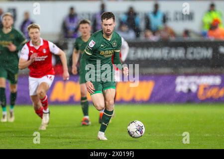 Rotherham, Großbritannien. April 2024. Plymouth Argyle Stürmer Ryan Hardie (9) in Aktion The Rotherham United FC gegen Plymouth Argyle FC im Aesseal New York Stadium, Rotherham, England, Großbritannien am 5. April 2024 Credit: Every Second Media/Alamy Live News Stockfoto