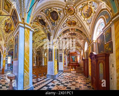 ORSELINA, SCHWEIZ - 26. MÄRZ 2022: Spektakuläres Inneres der Barockkirche Madonna del Sasso, Orselina, Schweiz Stockfoto