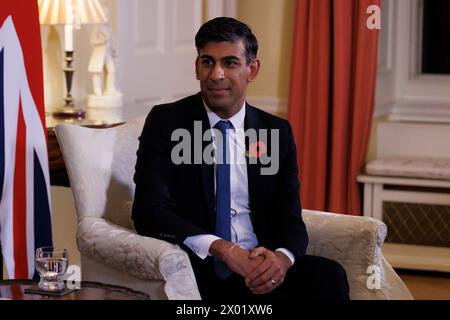 Die Vizepräsidentin der Vereinigten Staaten Kamala Harris besucht heute Nachmittag die Downing Street. Der britische Premierminister Rishi Sunak empfängt ihn Stockfoto