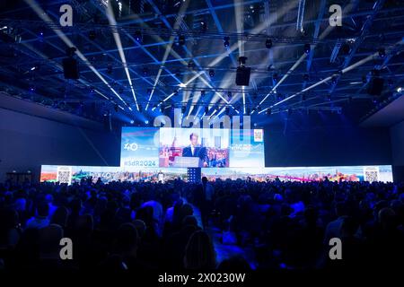 Mailand, Italien. April 2024. Allianz MiCo. Apertura del Salone del risparmio 2024.- Cronaca - Milano, Italia - Marted&#xec; 9 april 2024 (Foto Alessandro Cimma/Lapresse) Allianz MiCo. Eröffnung der Sparmesse 2024.- News - Mailand, Italien - Dienstag, 9. April 2024 (Foto Alessandro Cimma/Lapresse) Presidente di Assogestioni Carlo Trabattoni Credit: LaPresse/Alamy Live News Stockfoto