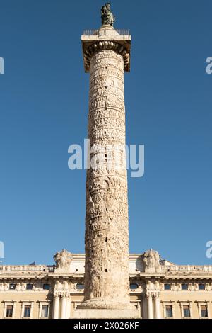 Marco Aurelio Säulen Steinrelief an der Piazza Colonna. Rom Stockfoto
