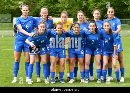 Radenci, Slowenien. April 2024. Radenci, Slowenien, 9. April 2024: Team Griechenland während der UEFA-U19-Europameisterschaft der Frauen Qualifikationsrunde 2 Gruppenspiel zwischen Slowenien und Griechenland im Stadion SRC Radencii, Radenci, Slowenien. (Natasa Kupljenik/SPP) Credit: SPP Sport Press Photo. /Alamy Live News Stockfoto